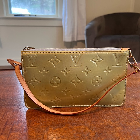 Louis Vuitton Handbags - Louis Vuitton Lexington Pochette